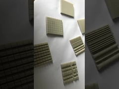 Κεραμική οξειδίων αλουμινίου υψηλής τάσης με την τάση διακοπής 20 KV/mm