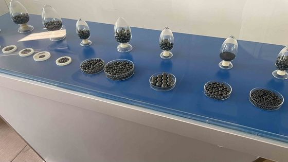 Πολυδιάστατη κεραμική νιτρικού πυριτίου / SI3N4 κεραμική μπάλα για εφαρμογές θερμοκρασίας