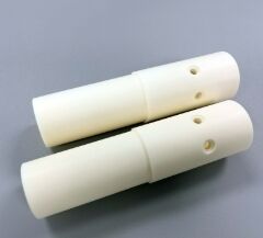 Αντίσταση μόνωσης 1012 Ohm Centimeter Κεραμικό οξειδίου του αλουμινίου Παρέχει δυνατότητες ραδιοσυχνοτήτων και ηλεκτρική μόνωση